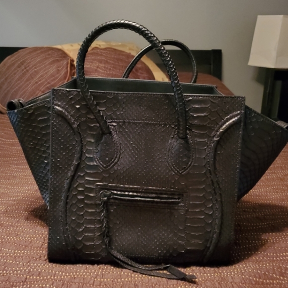 CELINE Medium Black Python Phantom Tote - Picture 2 of 12